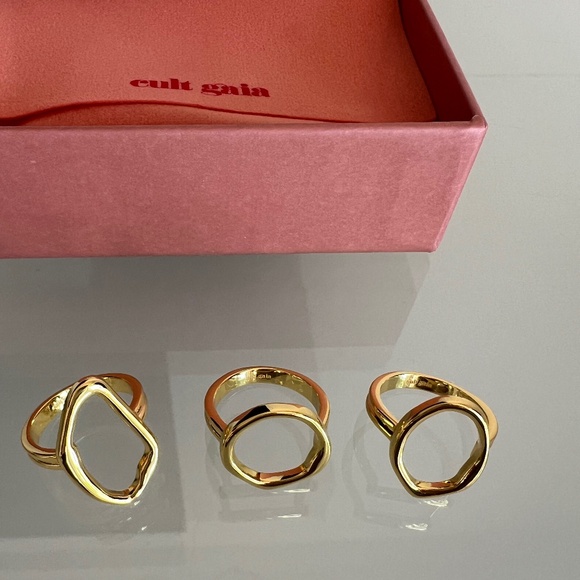 CULT GAIA Anya Gold Ring Set - Picture 2 of 5